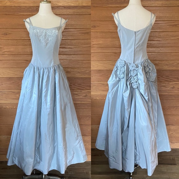 Mori Lee Dresses & Skirts - Mori Lee vintage 90s y2k silver ball gown quinceañera floral dress